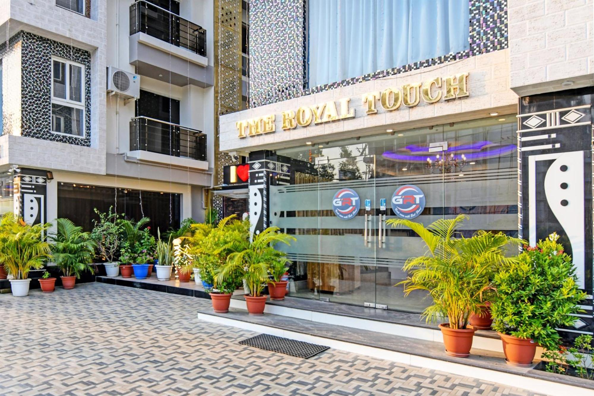 Townhouse The Grand Touch & The Royal Touch Hotel Digha  Exterior photo