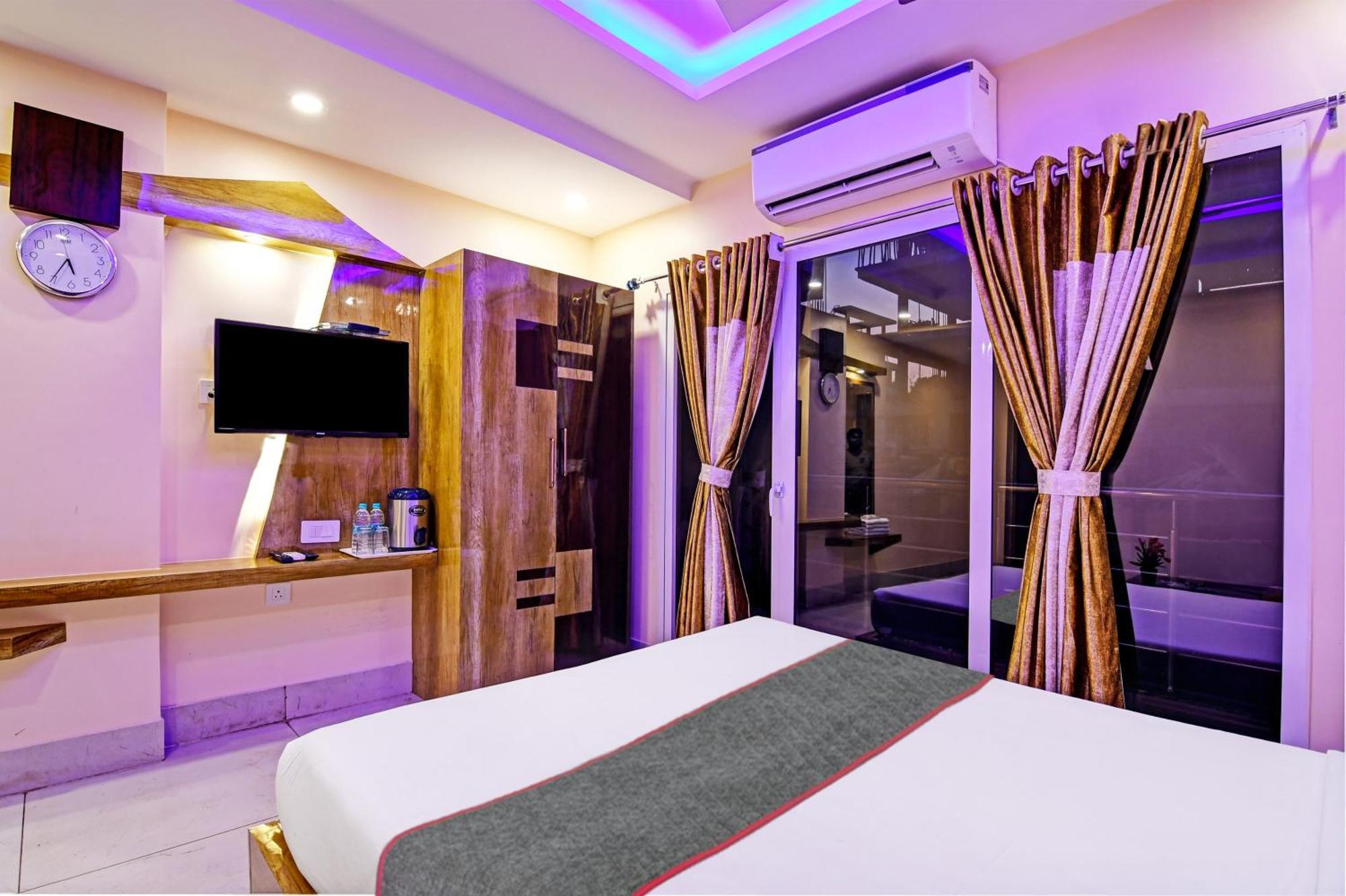 Townhouse The Grand Touch & The Royal Touch Hotel Digha  Exterior photo