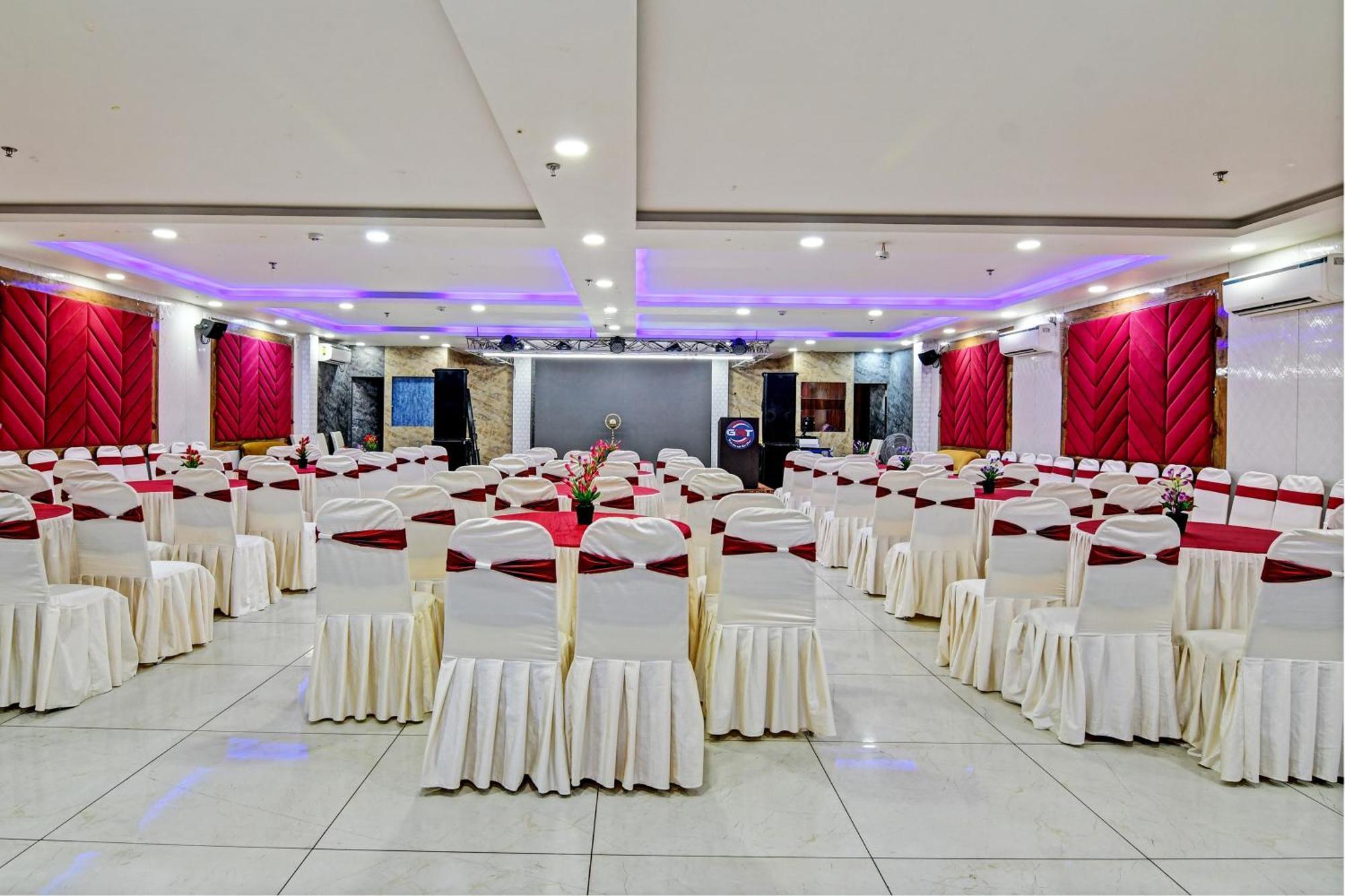 Townhouse The Grand Touch & The Royal Touch Hotel Digha  Exterior photo