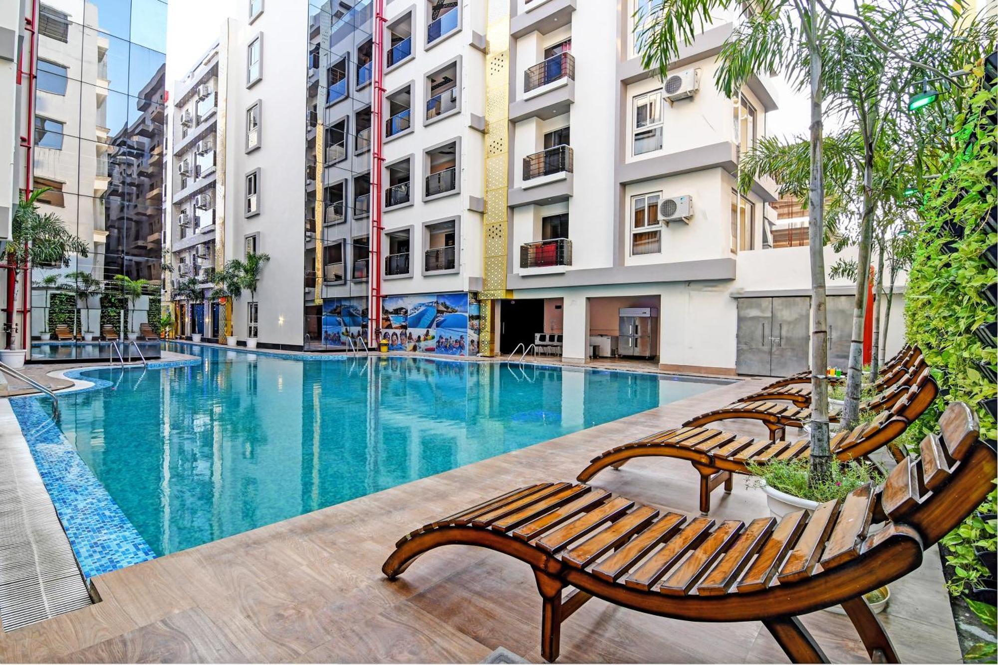 Townhouse The Grand Touch & The Royal Touch Hotel Digha  Exterior photo